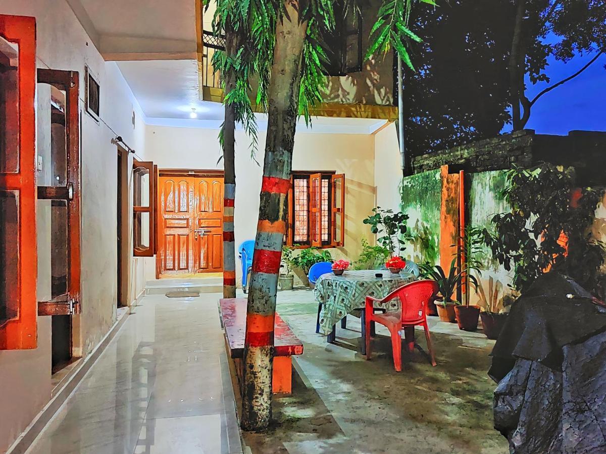 Lumbini Garden Lodge Esterno foto